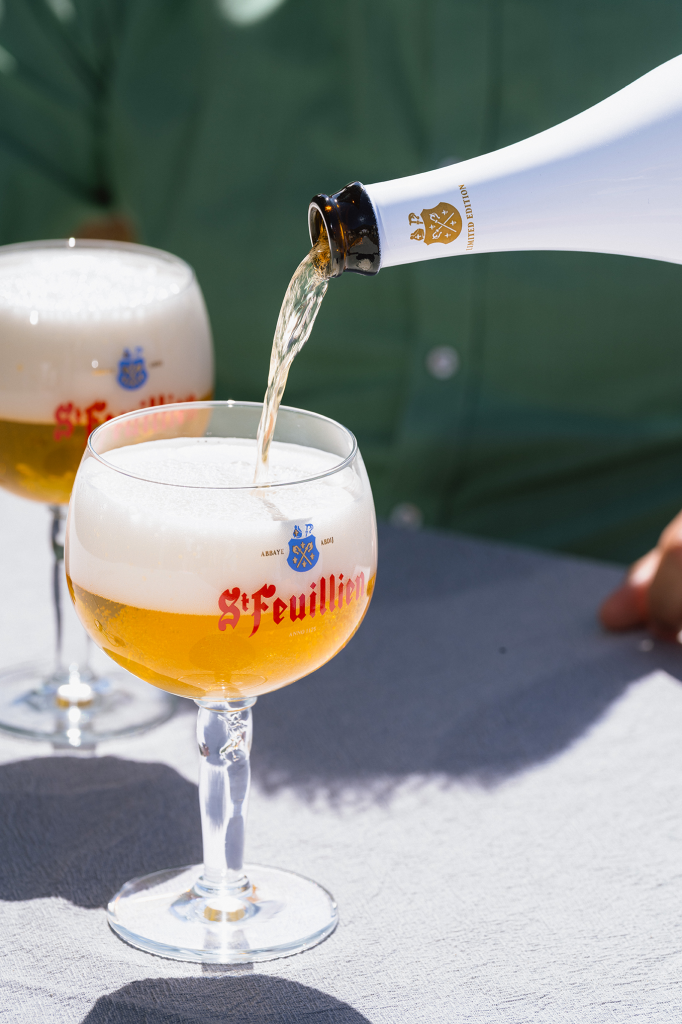 St-Feuillien Triple Édition Limitée 2026 servie dans un verre St-Feuillien
